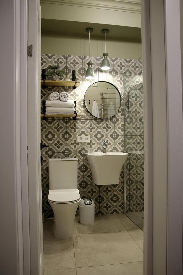 Historical Old City Apartament, Старе Місто , 2 Спальні, Балкон-Тераса, 85 Кв М Каменец-Подольский Номер фото