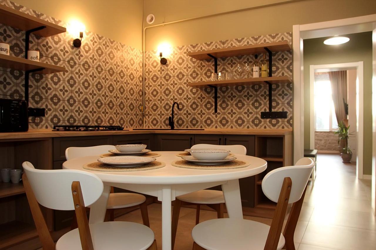 Historical Old City Apartament, Старе Місто , 2 Спальні, Балкон-Тераса, 85 Кв М Каменец-Подольский Экстерьер фото