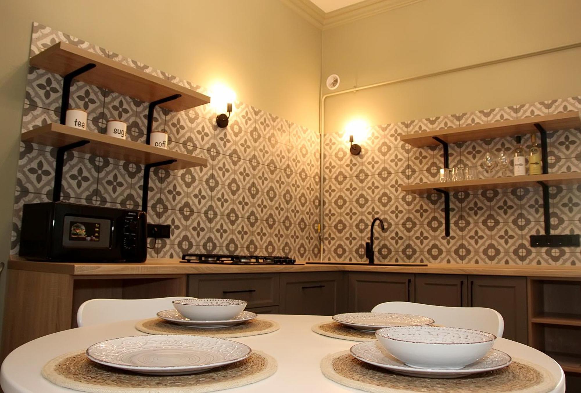 Historical Old City Apartament, Старе Місто , 2 Спальні, Балкон-Тераса, 85 Кв М Каменец-Подольский Номер фото
